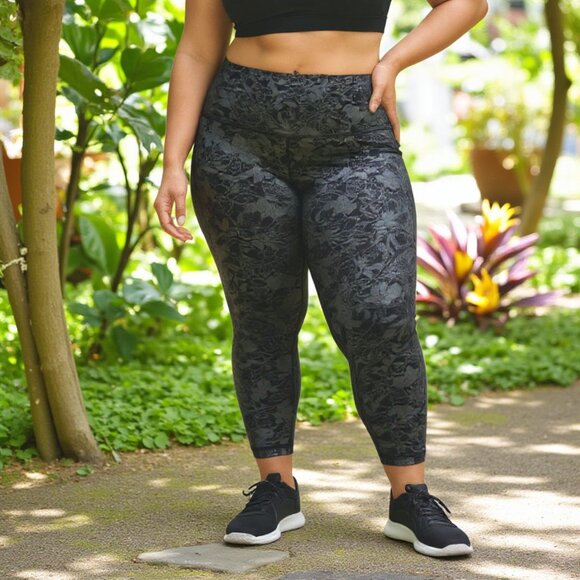 Lululemon Wunder Train High Rise Tight 25" *Shine Flourish Black Iridescent 18 - Picture 1 of 9